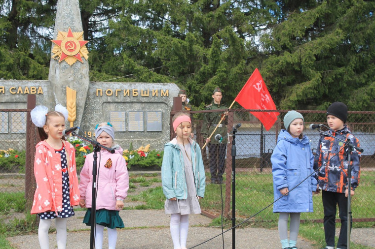 В День Победы мы отдаем дань памяти героям, защитившим нашу страну и весь мир.